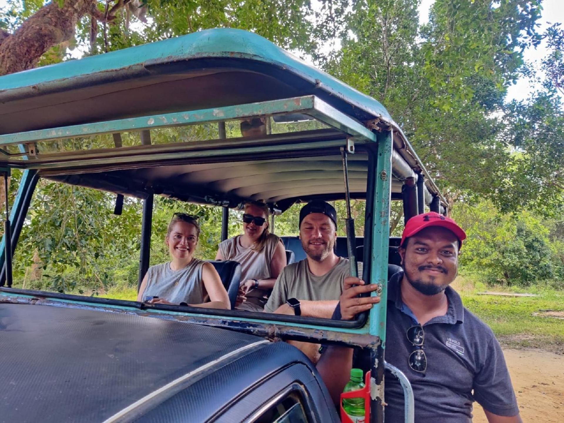 Yala Ying Yang Hostel & Camping Buitenkant foto