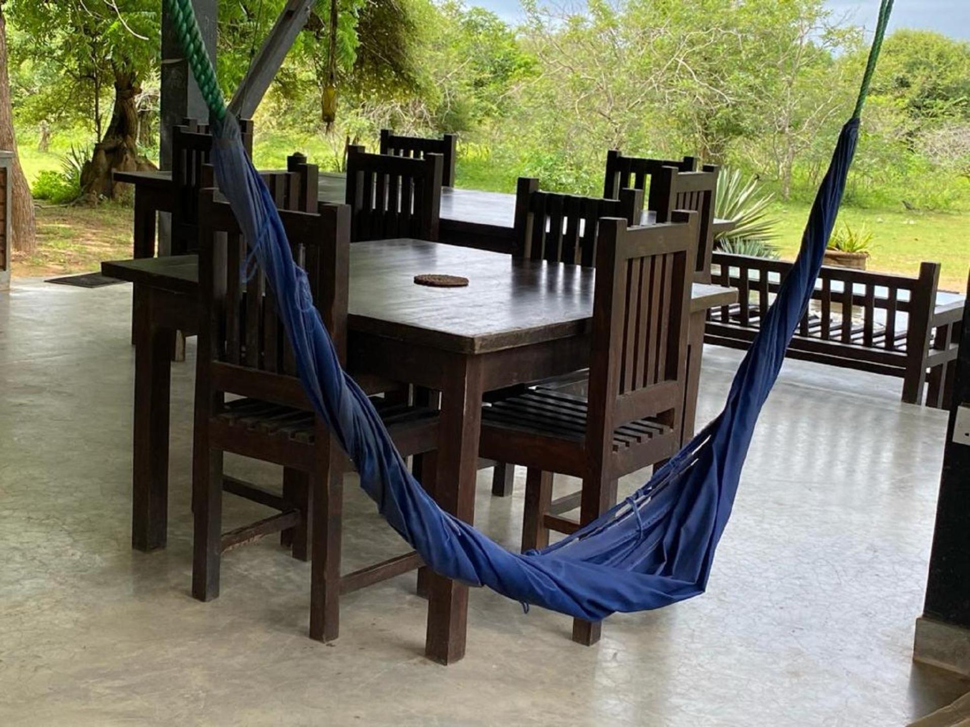 Yala Ying Yang Hostel & Camping Buitenkant foto