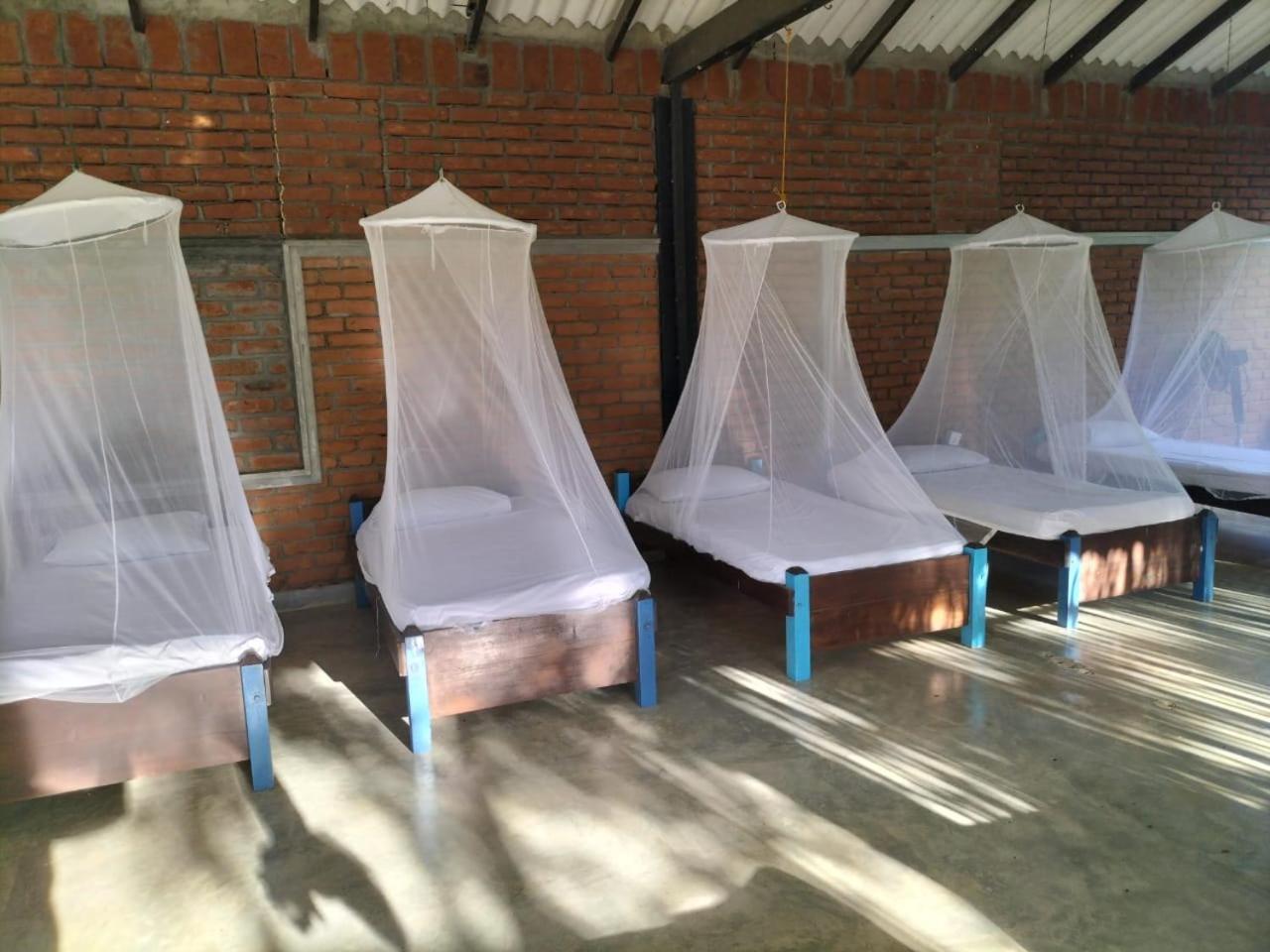 Yala Ying Yang Hostel & Camping Buitenkant foto