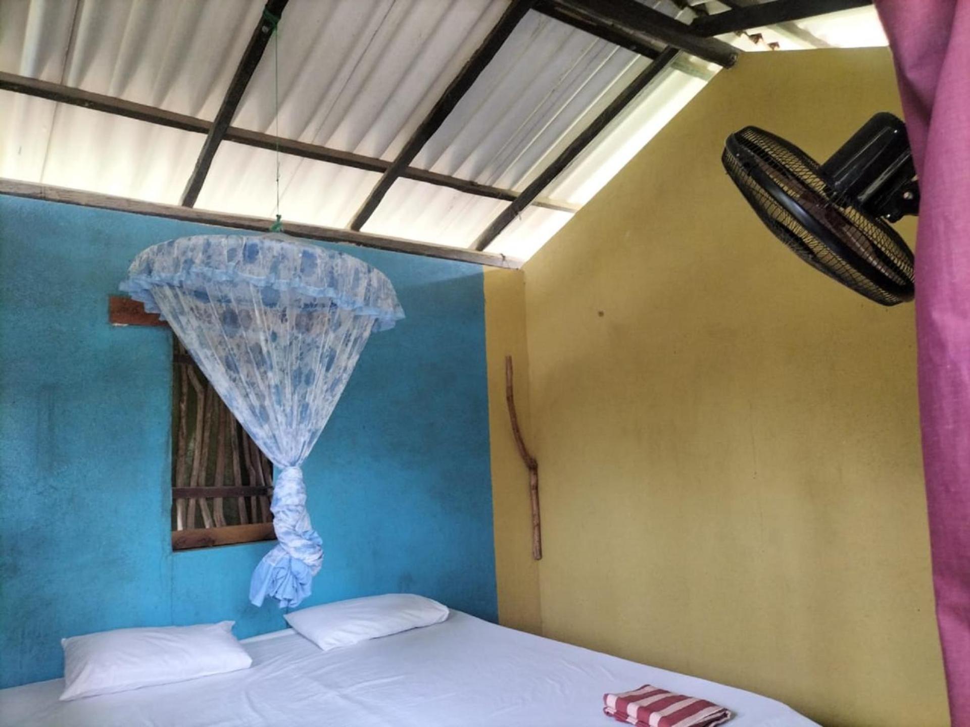 Yala Ying Yang Hostel & Camping Buitenkant foto
